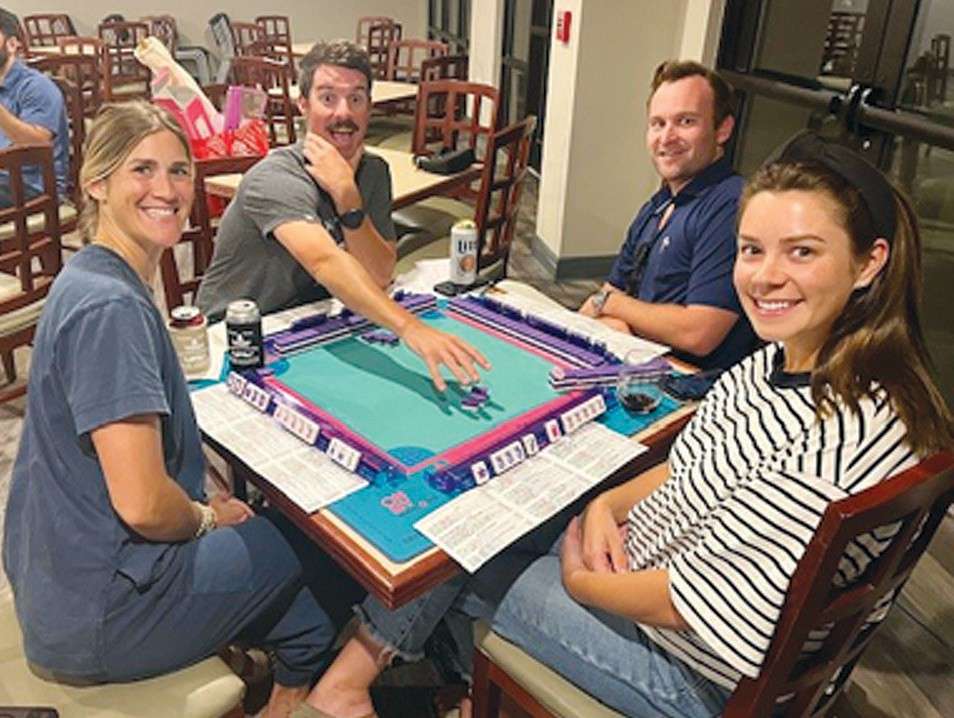 players enjoying a mahjong game